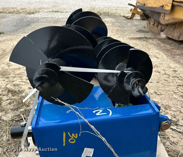 image for item EK2902 GIYI skid steer auger