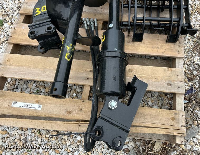 image for item EK2910 Miva excavator auger