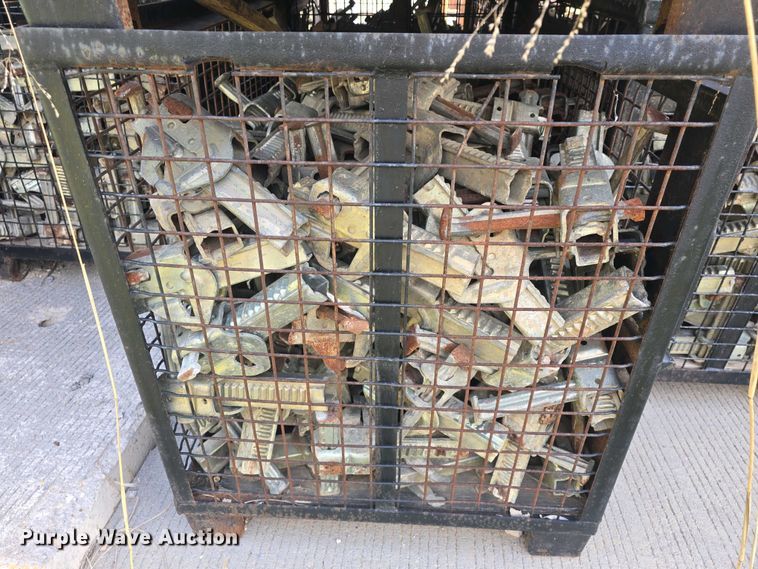 image for item EK5159 Peri formwork clamps