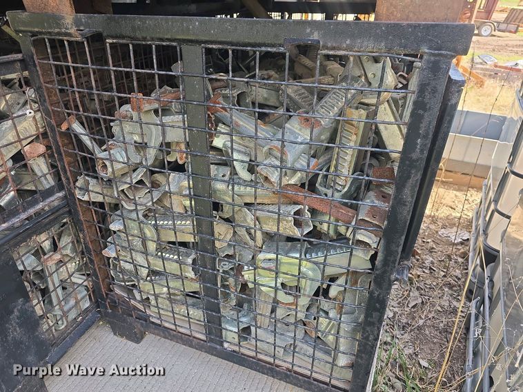 image for item EK5159 Peri formwork clamps