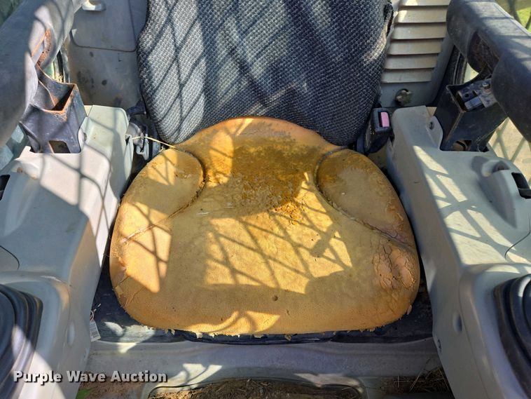 image for item EL1998 2008 Caterpillar 277C tracked skid steer loader