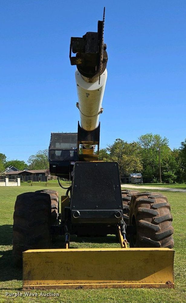 image for item EL1999 2010 Jarraff tree trimmer