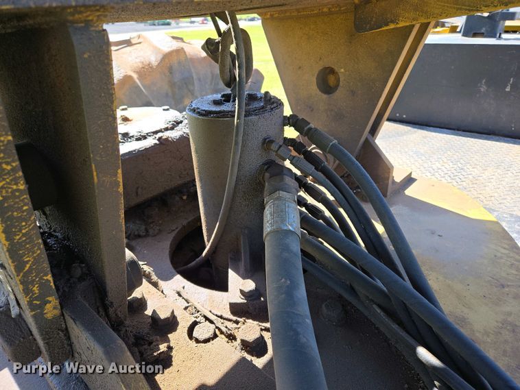 image for item EL1999 2010 Jarraff tree trimmer