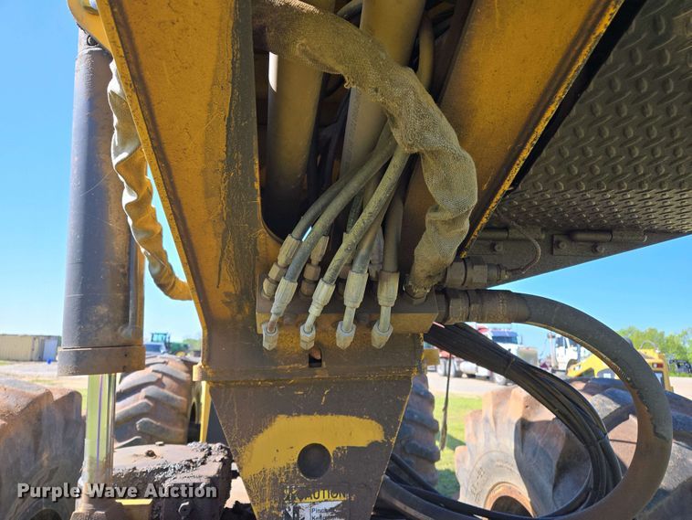 image for item EL1999 2010 Jarraff tree trimmer