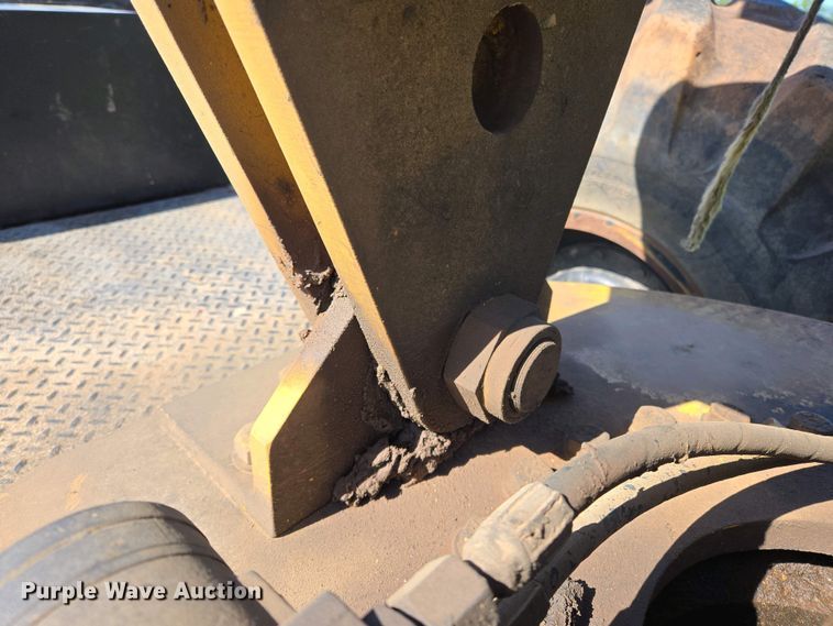 image for item EL1999 2010 Jarraff tree trimmer