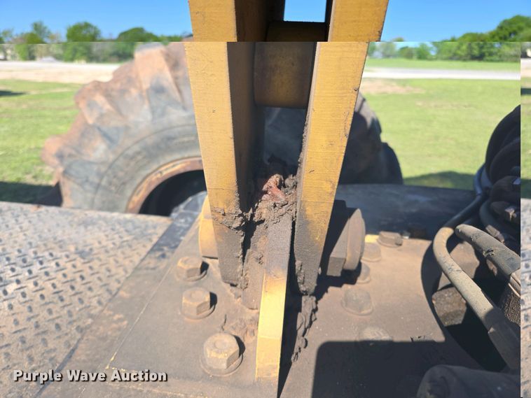 image for item EL1999 2010 Jarraff tree trimmer