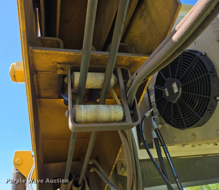 image for item EL1999 2010 Jarraff tree trimmer