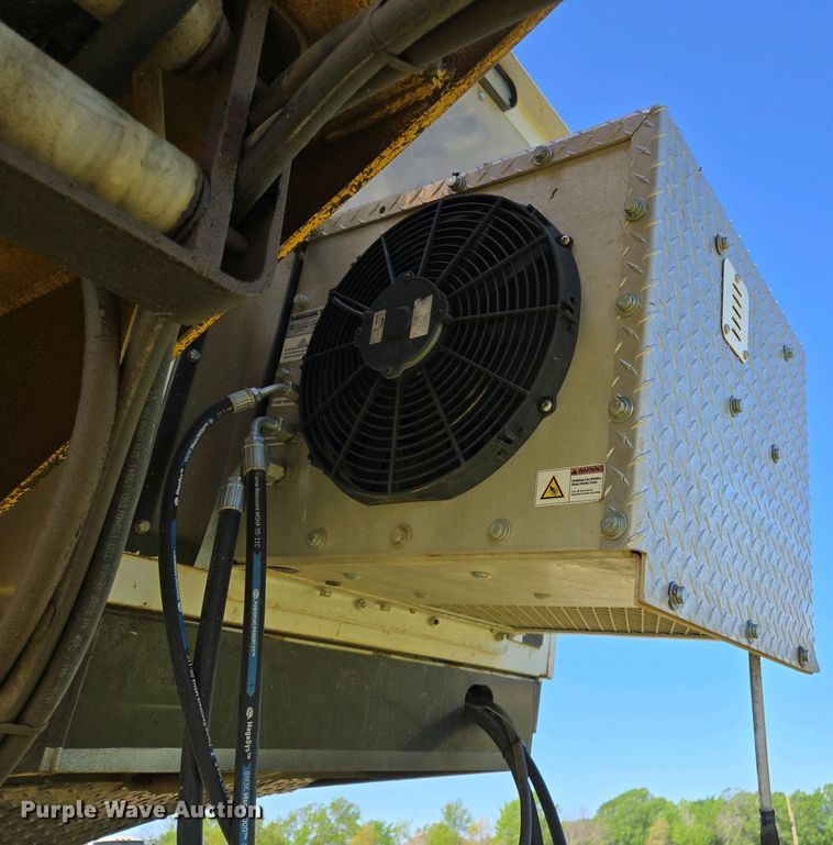 image for item EL1999 2010 Jarraff tree trimmer