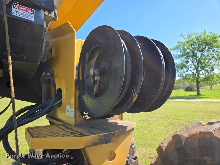 image for item EL1999 2010 Jarraff tree trimmer