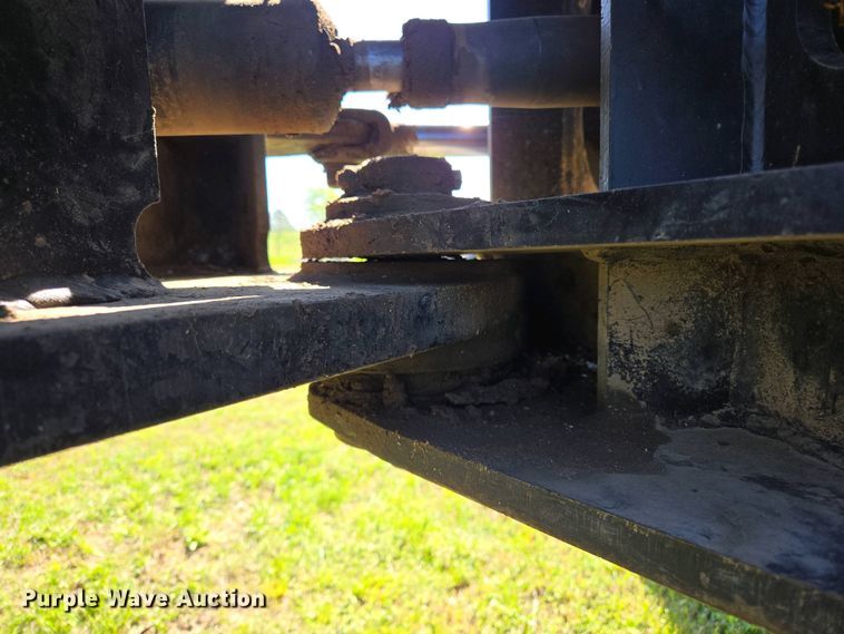 image for item EL1999 2010 Jarraff tree trimmer