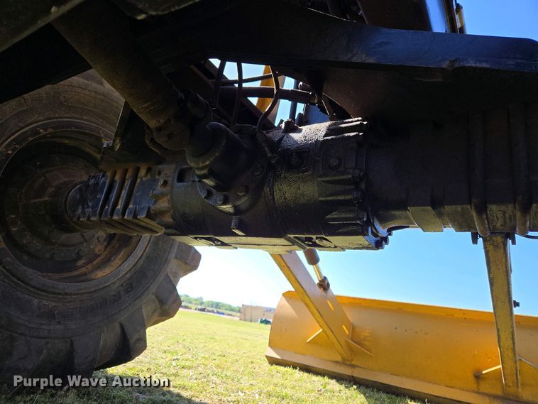 image for item EL1999 2010 Jarraff tree trimmer