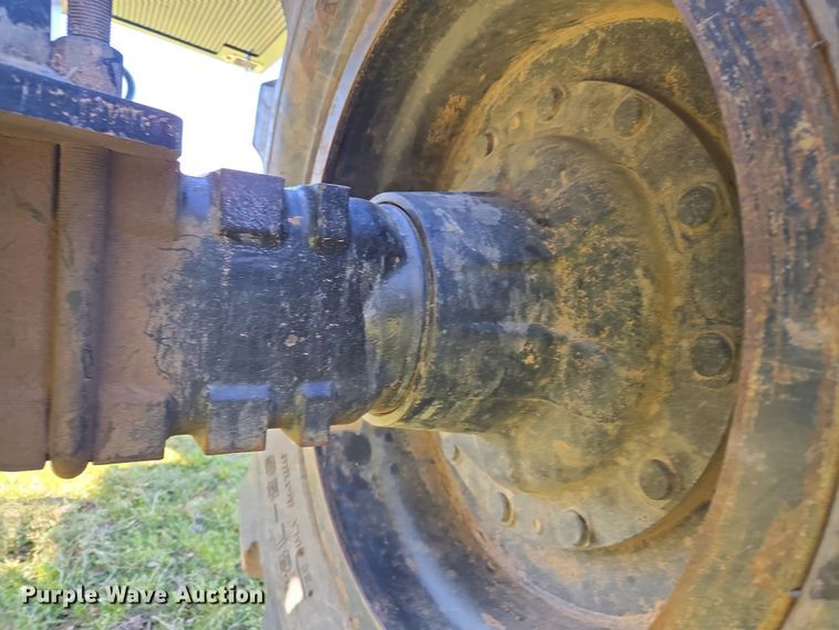 image for item EL1999 2010 Jarraff tree trimmer