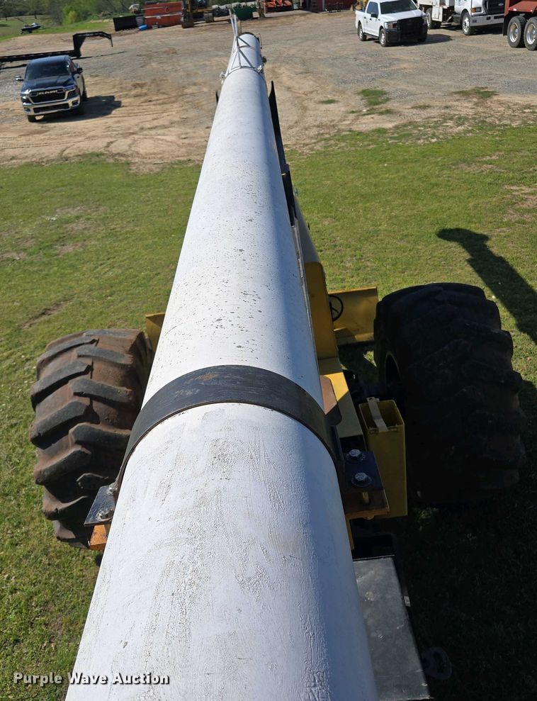 image for item EL1999 2010 Jarraff tree trimmer