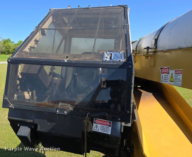 image for item EL1999 2010 Jarraff tree trimmer