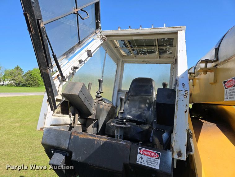 image for item EL1999 2010 Jarraff tree trimmer