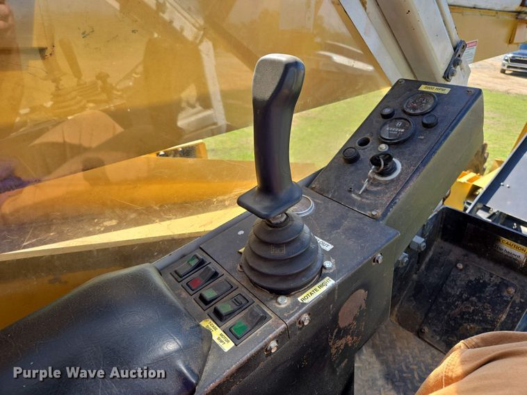 image for item EL1999 2010 Jarraff tree trimmer