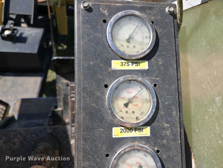 image for item EL1999 2010 Jarraff tree trimmer