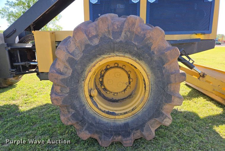 image for item EL1999 2010 Jarraff tree trimmer