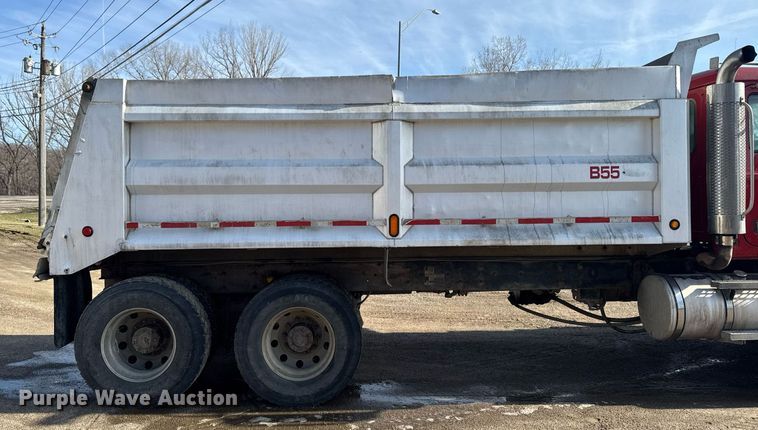 image for item EM3718 2005 Mack CV dump truck