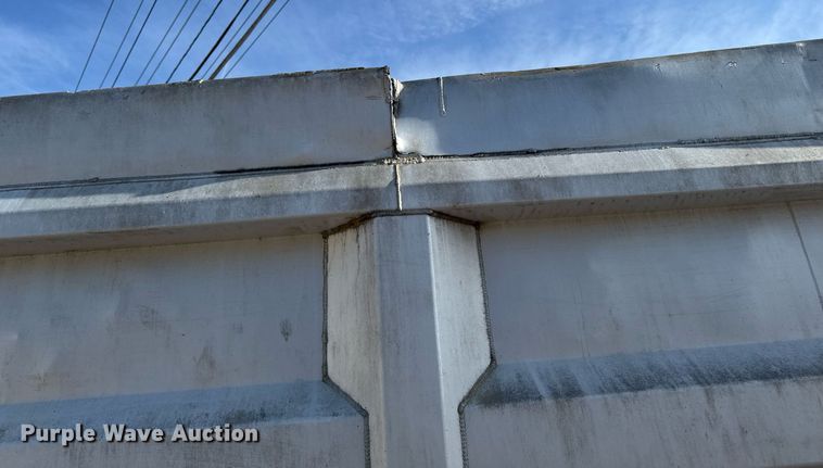 image for item EM3718 2005 Mack CV dump truck