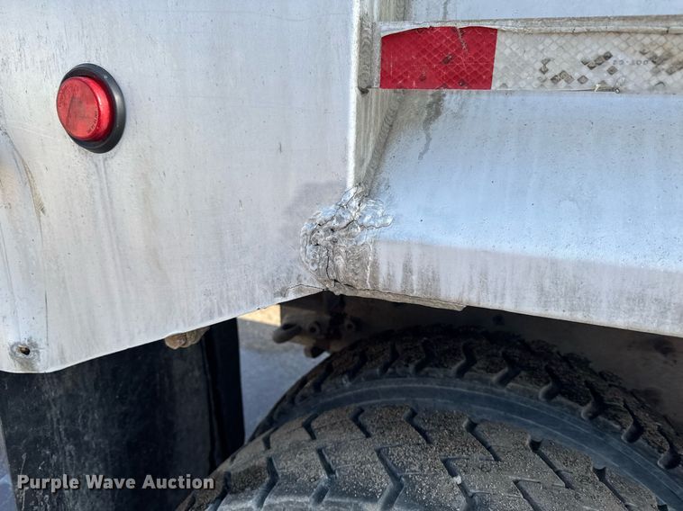 image for item EM3718 2005 Mack CV dump truck