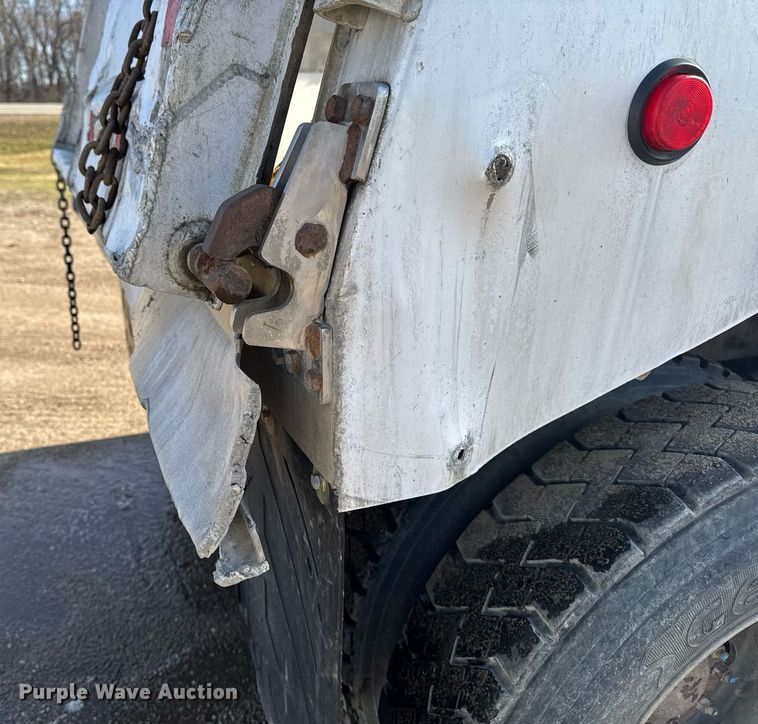 image for item EM3718 2005 Mack CV dump truck