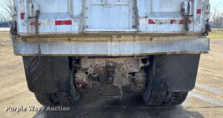 image for item EM3718 2005 Mack CV dump truck