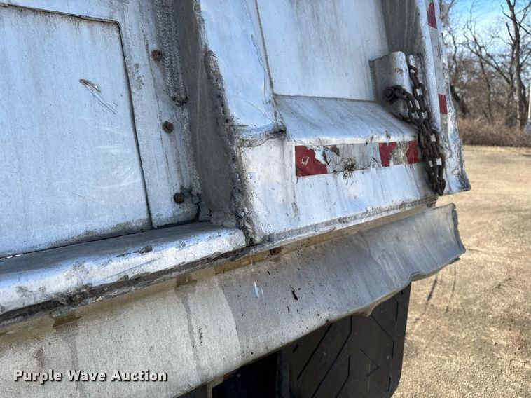 image for item EM3718 2005 Mack CV dump truck