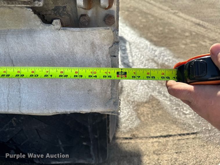 image for item EM3718 2005 Mack CV dump truck