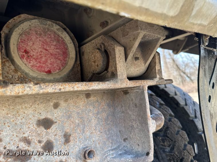 image for item EM3718 2005 Mack CV dump truck