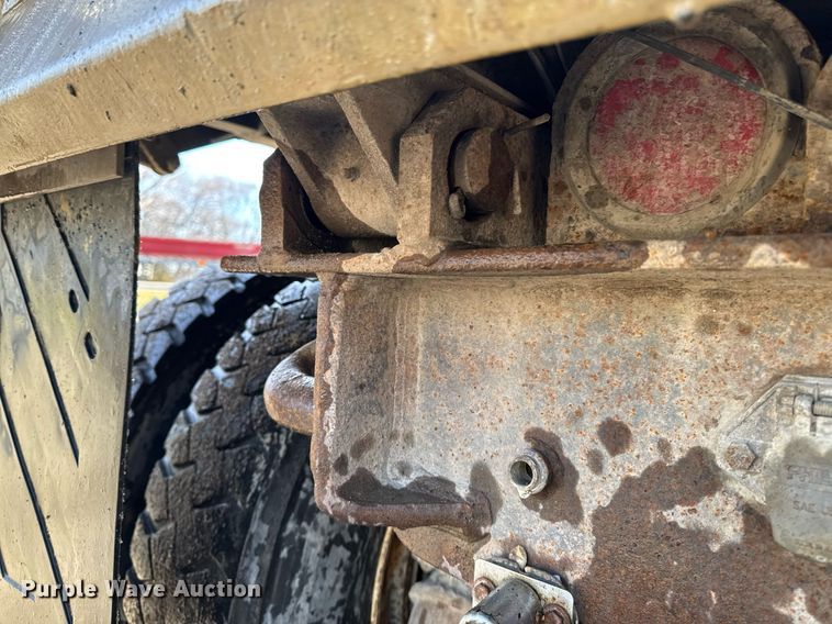 image for item EM3718 2005 Mack CV dump truck