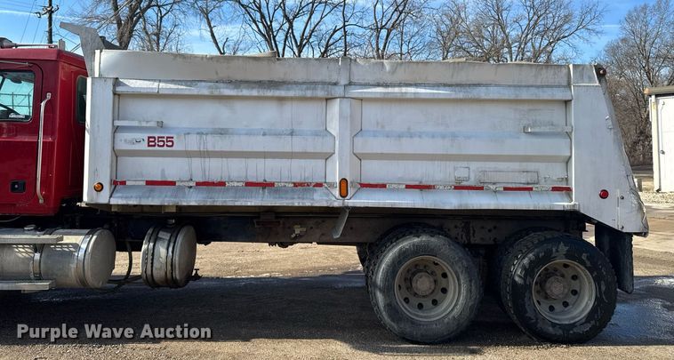 image for item EM3718 2005 Mack CV dump truck