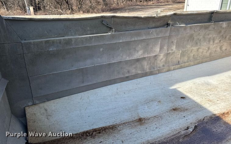 image for item EM3718 2005 Mack CV dump truck