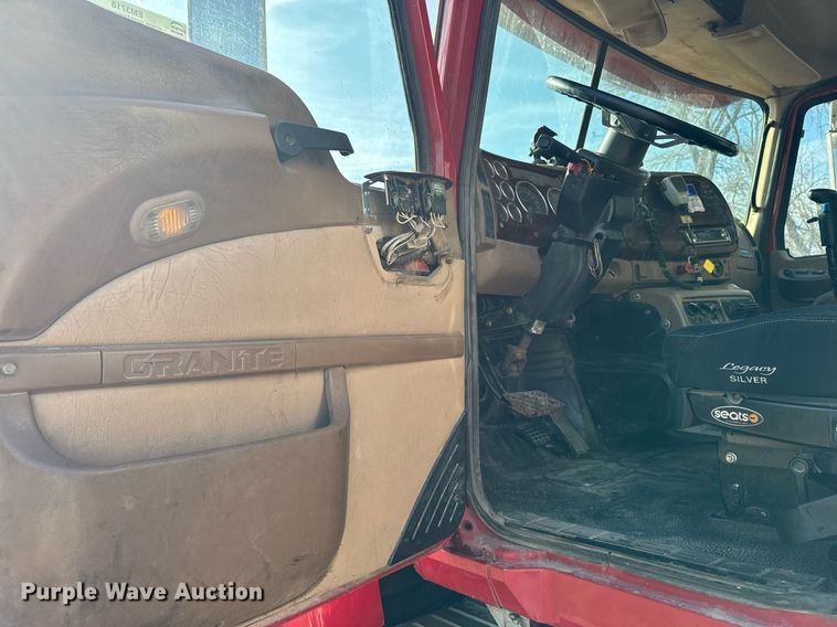 image for item EM3718 2005 Mack CV dump truck