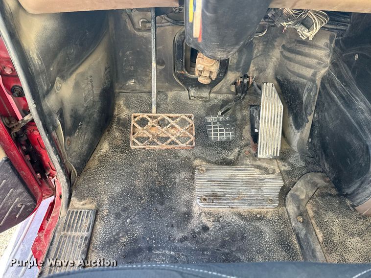 image for item EM3718 2005 Mack CV dump truck