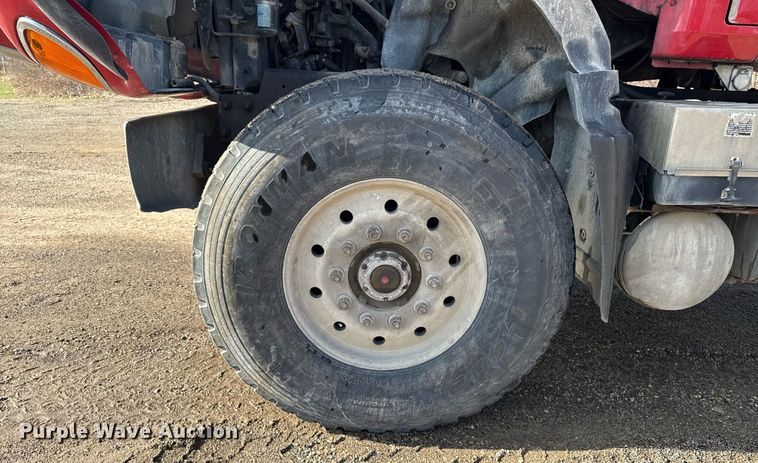 image for item EM3718 2005 Mack CV dump truck