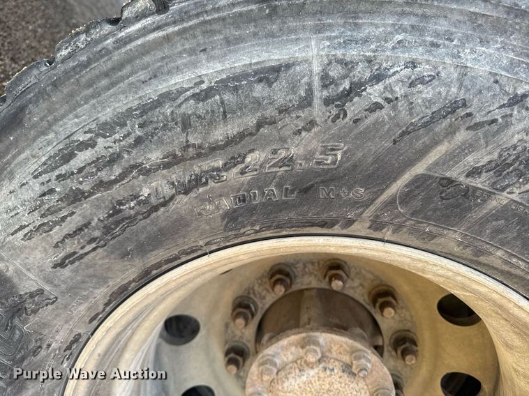 image for item EM3718 2005 Mack CV dump truck