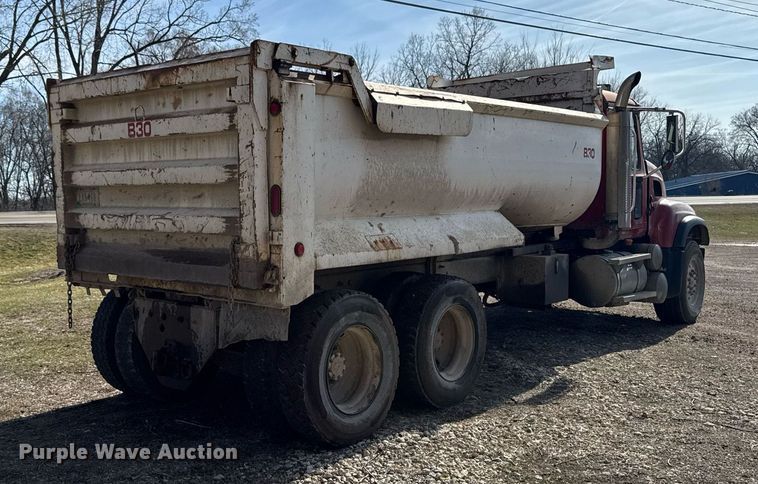 image for item EM3719 2003 Mack CV Series dump truck