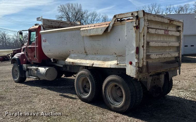 image for item EM3719 2003 Mack CV Series dump truck