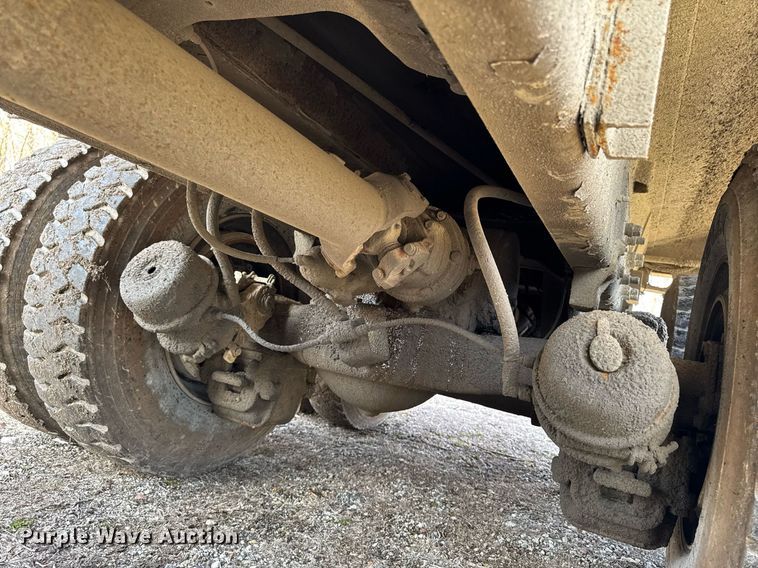 image for item EM3719 2003 Mack CV Series dump truck