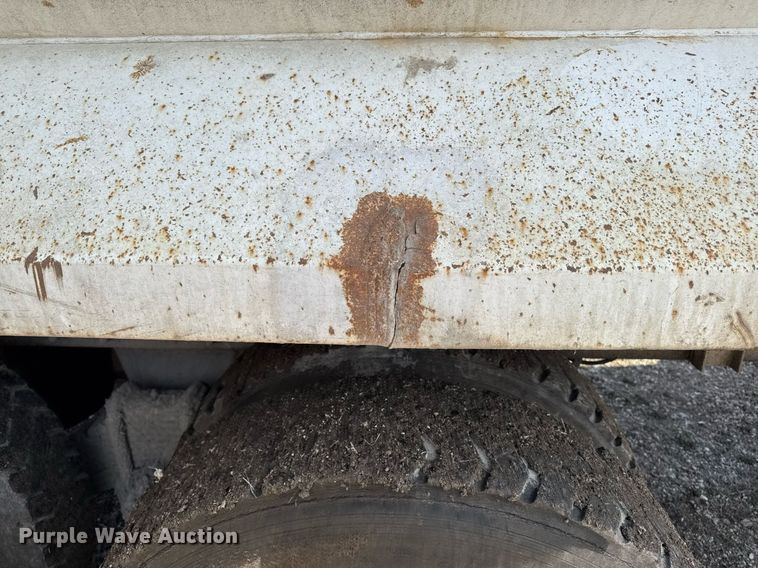 image for item EM3719 2003 Mack CV Series dump truck