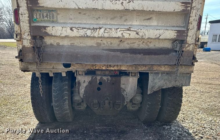 image for item EM3719 2003 Mack CV Series dump truck