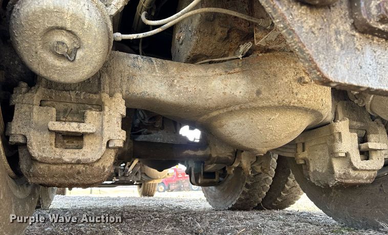 image for item EM3719 2003 Mack CV Series dump truck