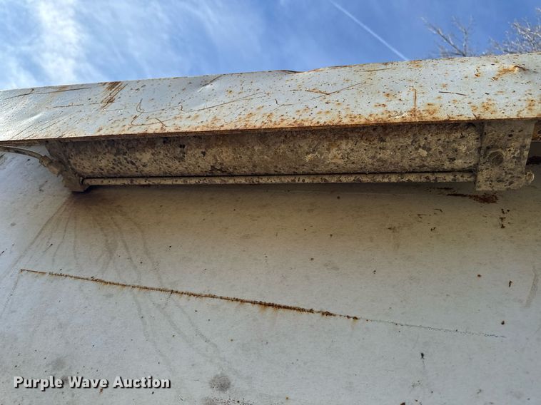 image for item EM3719 2003 Mack CV Series dump truck