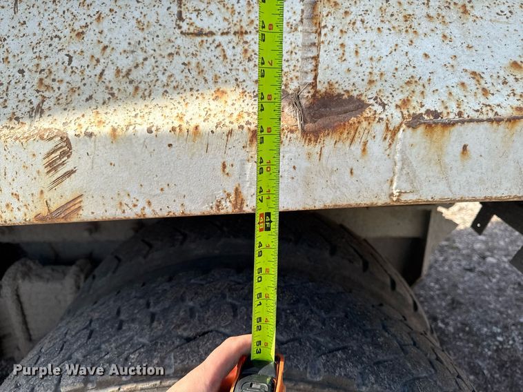 image for item EM3719 2003 Mack CV Series dump truck