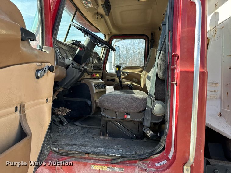 image for item EM3719 2003 Mack CV Series dump truck