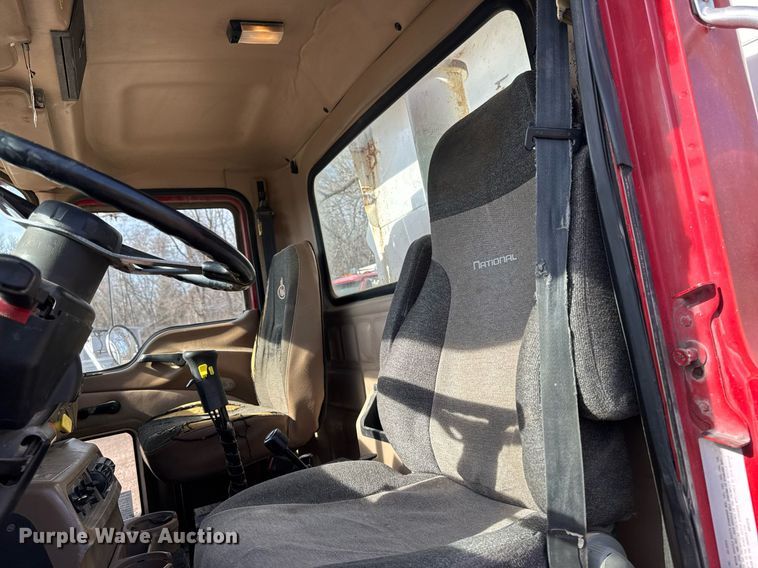 image for item EM3719 2003 Mack CV Series dump truck