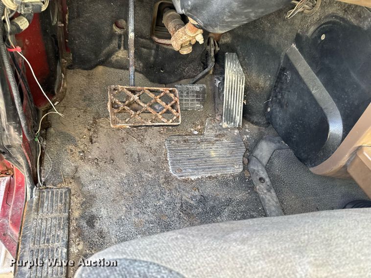 image for item EM3719 2003 Mack CV Series dump truck