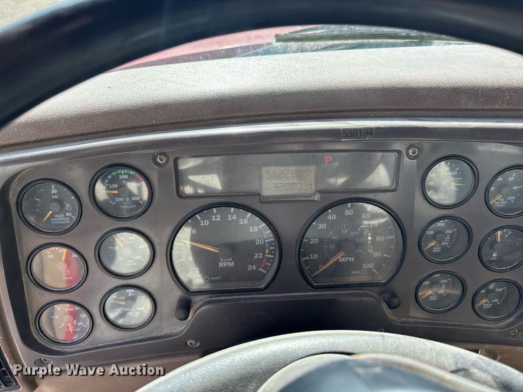 image for item EM3719 2003 Mack CV Series dump truck