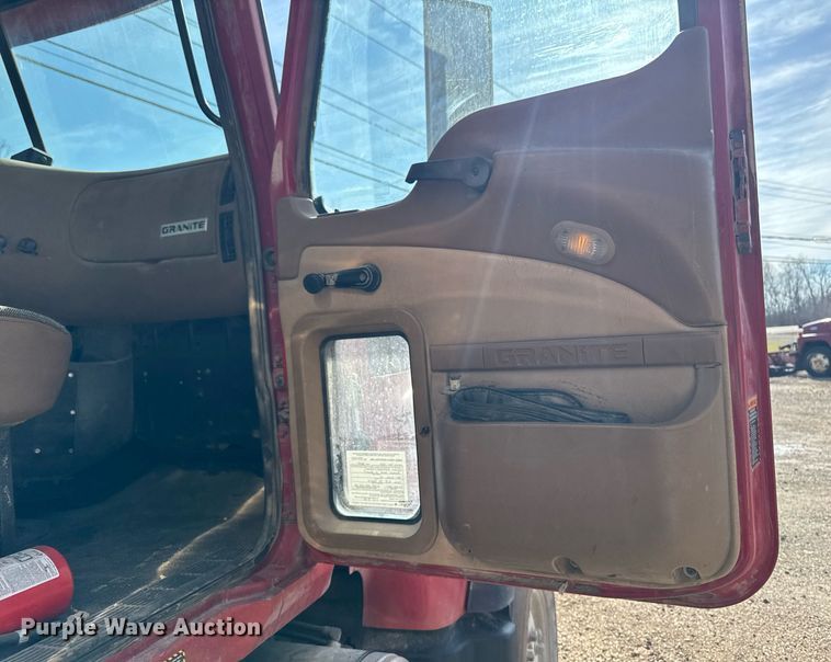 image for item EM3719 2003 Mack CV Series dump truck